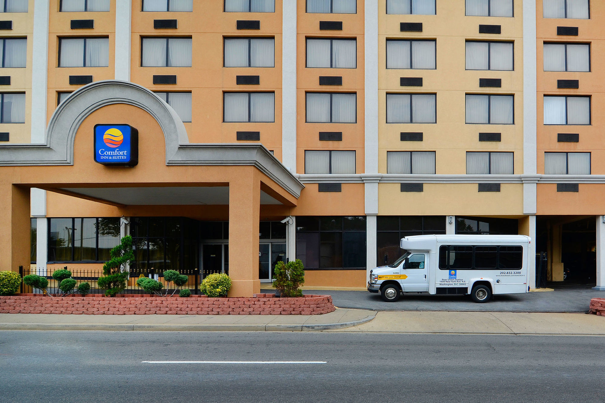 La Quinta Inn & Suites By La Quinta Inn & Suites By Wyndham Washington Dc Noma Extérieur photo